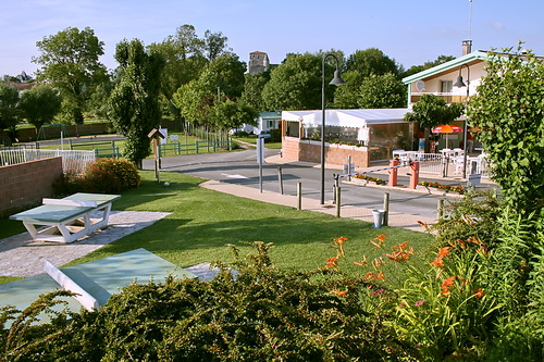 terrain de jeux du camping Val-Vert - charente-maritime