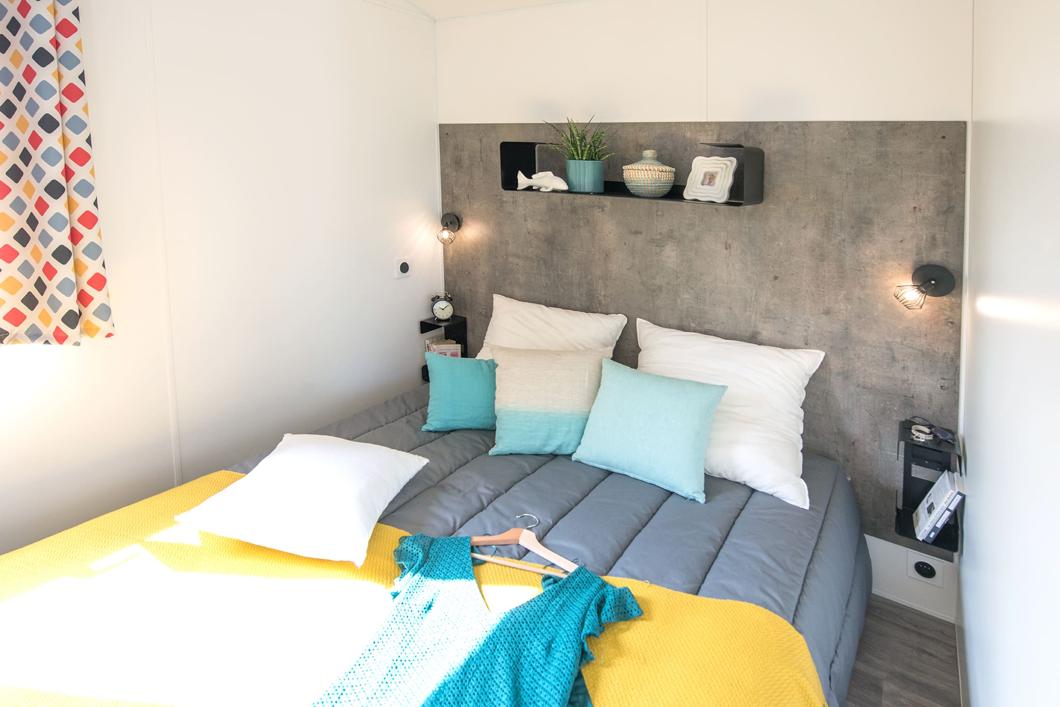 mobilhome grand confort au camping Val-Vert - charente-maritime