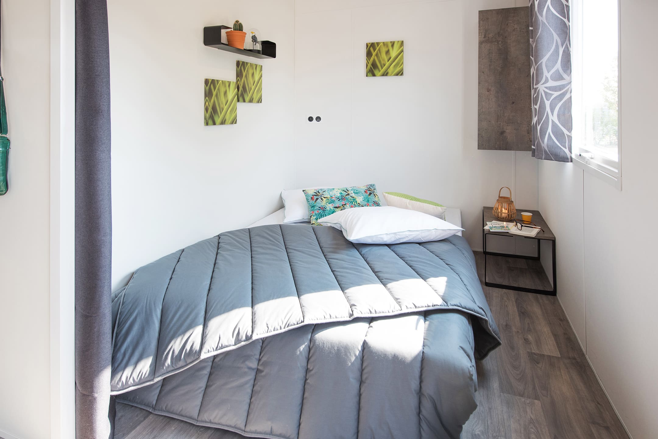 mobilhome grand confort au camping Val-Vert - charente-maritime