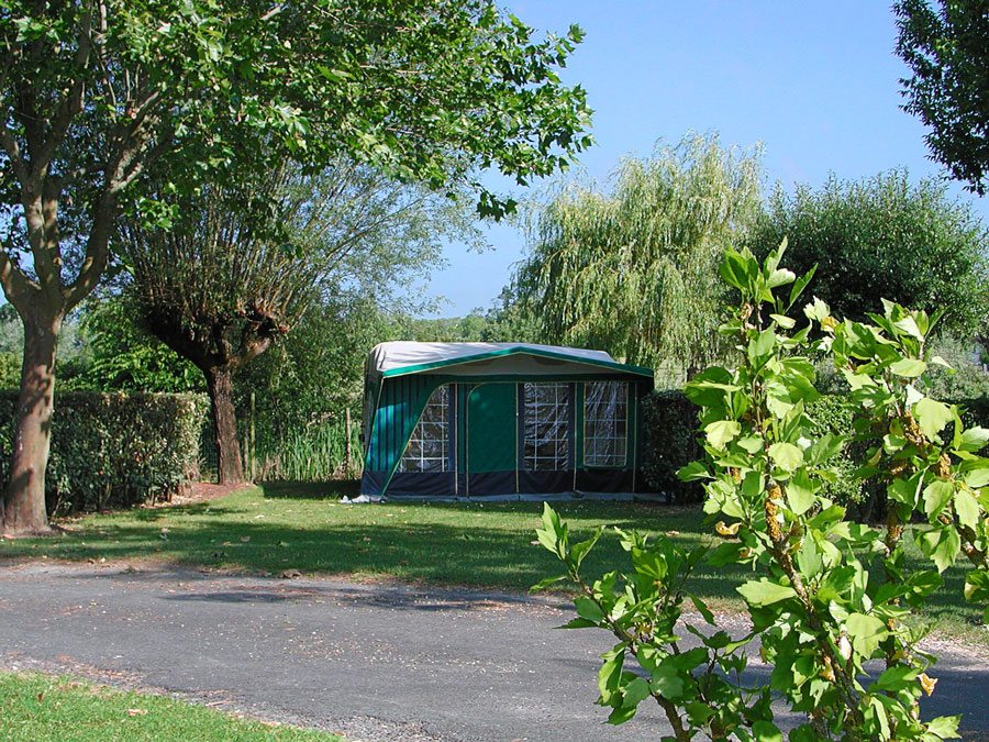 emplacements au camping Val-Vert - charente-maritime